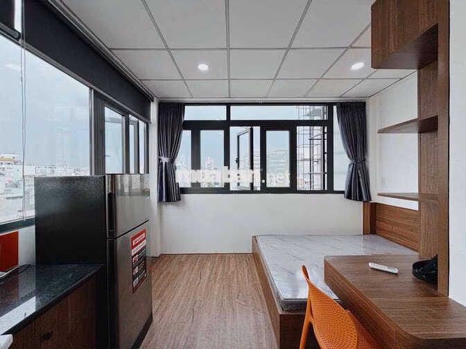 Thuê ngay căn 38m2 full sáng tự nhiên ngay Nơ Trang Long gần Quận 1,3
