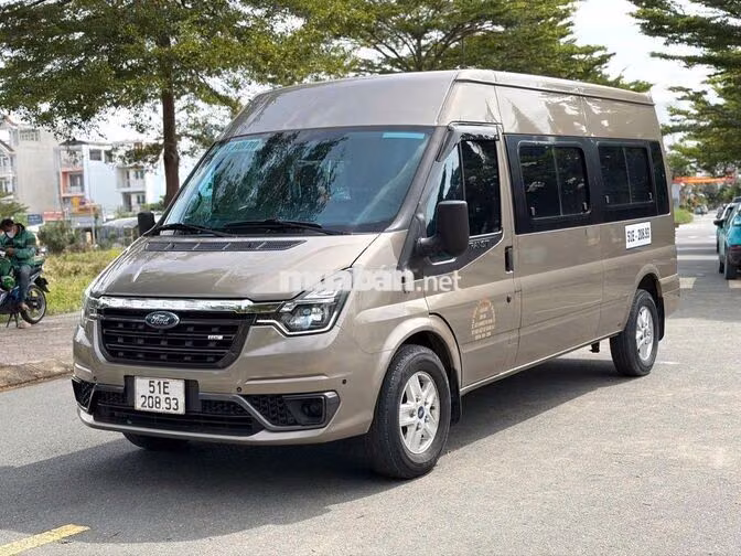 Ford Transit 2022 tải van 850kg/6 ghế- 54000km