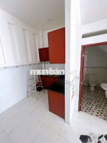 MẶT TIỀN MÃ LÒ 5,2*15M 2LẦU GIÁ 13TR