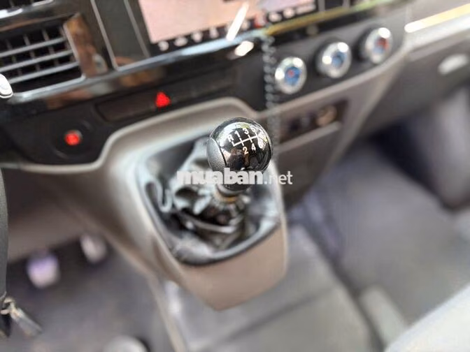 Ford Transit 2022 tải van 850kg/6 ghế- 54000km
