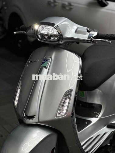 Piaggio Vespa Sprint 125 ABS 2019 Bạc 1 vạn