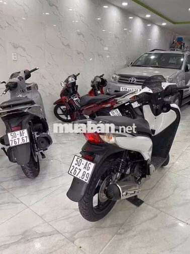 Bán Xe Kèm Biển Số Víp SH 150 Ý 2011