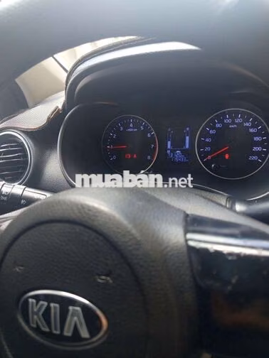 KIA SOLUTO MT 2020 Trắng Xăng 1.4