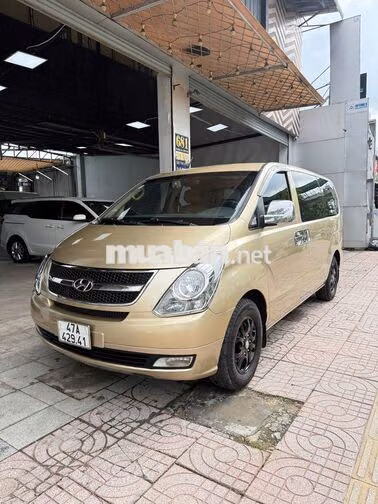 Hyundai Starex 2011 Vàng 23044 km