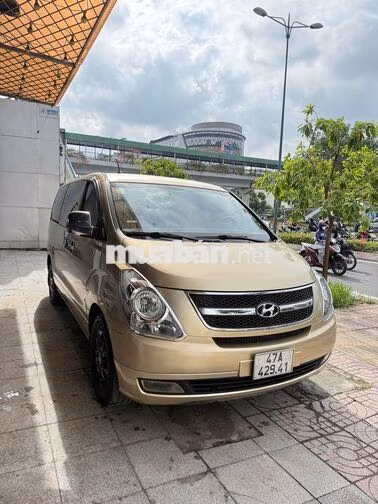Hyundai Starex 2011 Vàng 23044 km