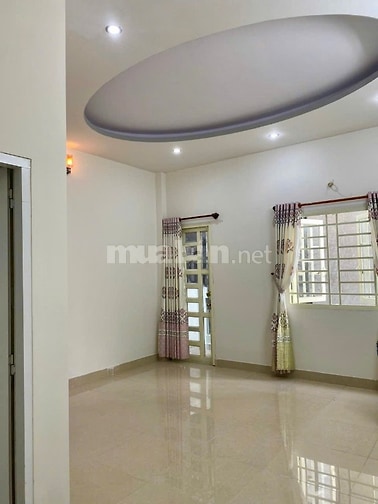 Bán nhà mặt phố Thạnh Lộc 16, 8,9 tỷ, DT: 126m2