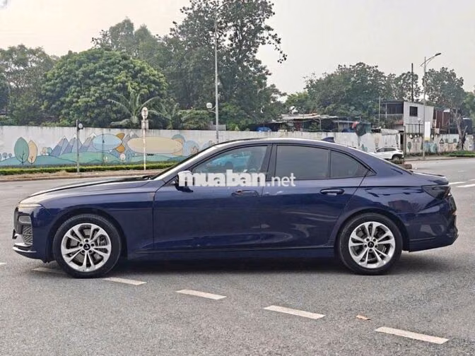 VinFast Lux A 2.0 Tiêu chuẩn 2022 Xanh 70000 Km