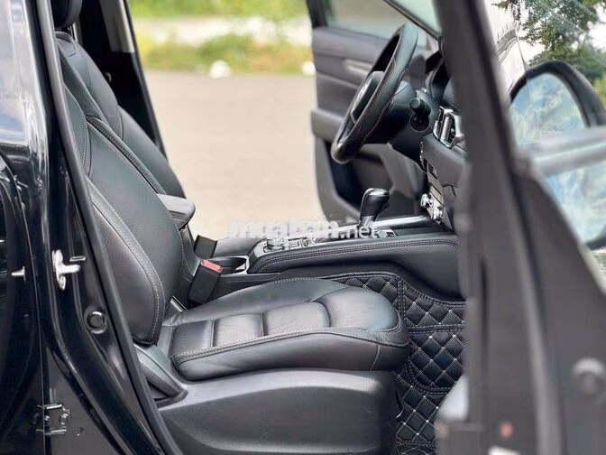 Mazda CX-5 Luxury 2023 4.000 km Đen