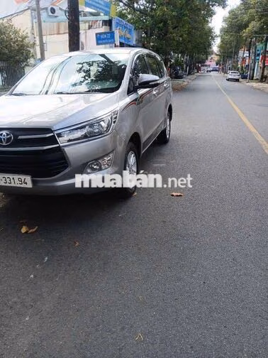 Toyota Innova 2016E Số sàn Bạc