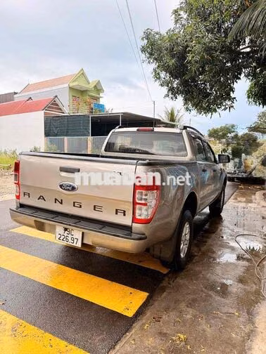 Ford Ranger XLS 2014 Tự động Ghi vàng