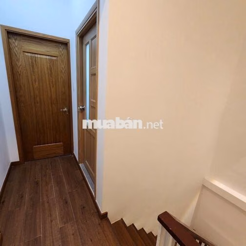Cho thuê nhà mới Ngô Tất Tố, 3 tầng 4pn3wc, 4 x 20m, hxh