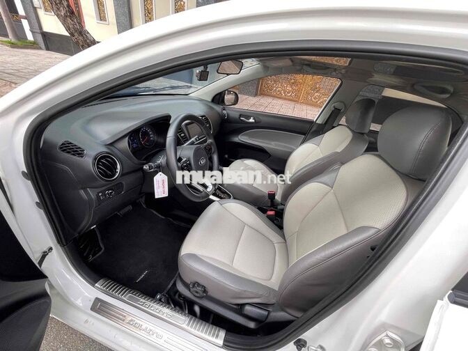 KIA SOLUTO 2019 Trắng Tự động bản cao cấp60.000 km
