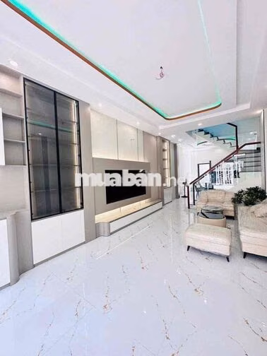 CẦN TIỀN BÁN GẤP NHÀ MỚI 7.6 tỏi