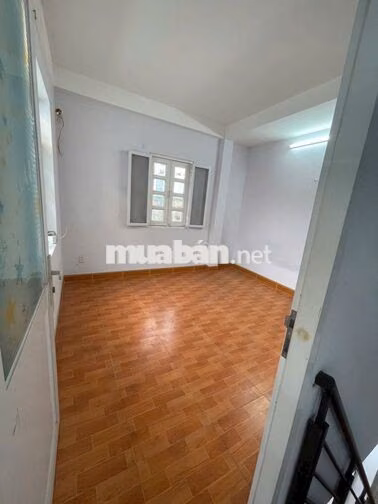 Cho thuê nhà hxh Lê Quang Định 120m2 3PN giá 13.5 triệu 
