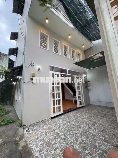Cho thuê nhà hxh Lê Quang Định 120m2 3PN giá 13.5 triệu 