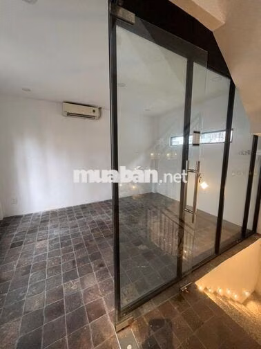 NGANG 7M, 4 TẦNG - GẦN CHỢ THÁI BÌNH - SỐ 79 BÙI THỊ XUÂN, QUẬN 1..!!