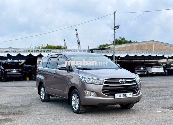 🔥INNOVA 2.0E 2017 Số Sàn XE GIA ĐÌNH ĐẸP ZIN 90%