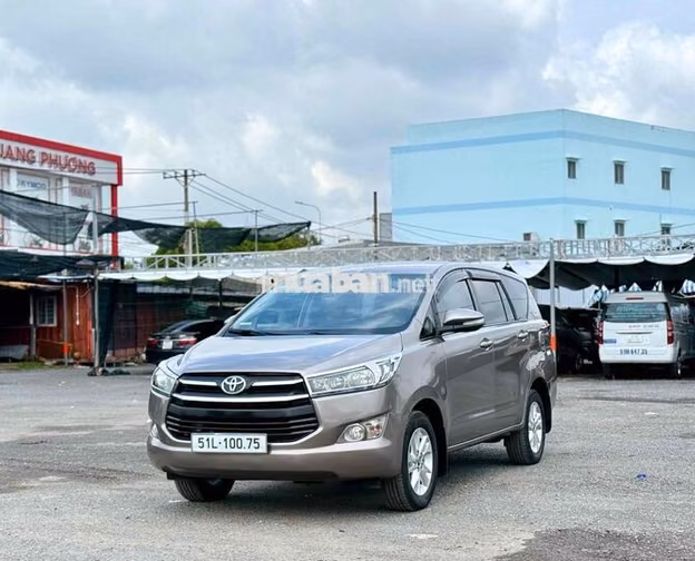 🔥INNOVA 2.0E 2017 Số Sàn XE GIA ĐÌNH ĐẸP ZIN 90%