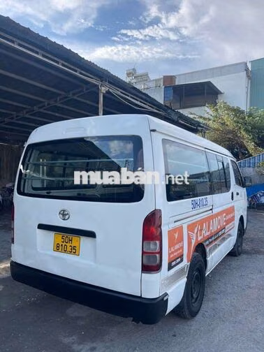 Toyota Hiace 2005 Tải Van 3 chỗ Trắng. máy dầu
