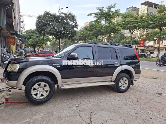 Ford Everest 2008 Số sàn 7 chỗ Đen