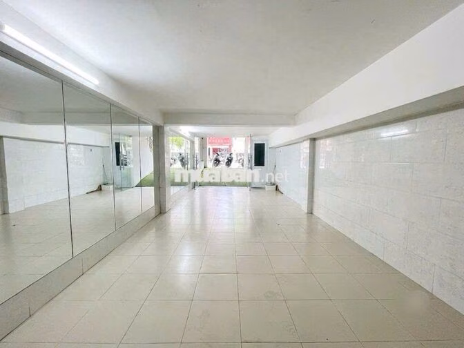 SIÊU PHẨM CÓ HẦM - 226E Huỳnh Văn Bánh, P11, PN - 4x19m, 6 Tầng, 450m2