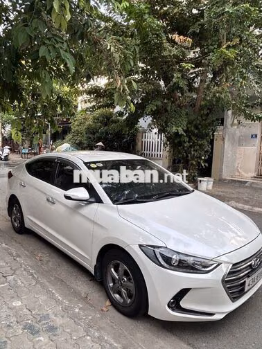 Hyundai Elantra 2018 Số sàn Trắng