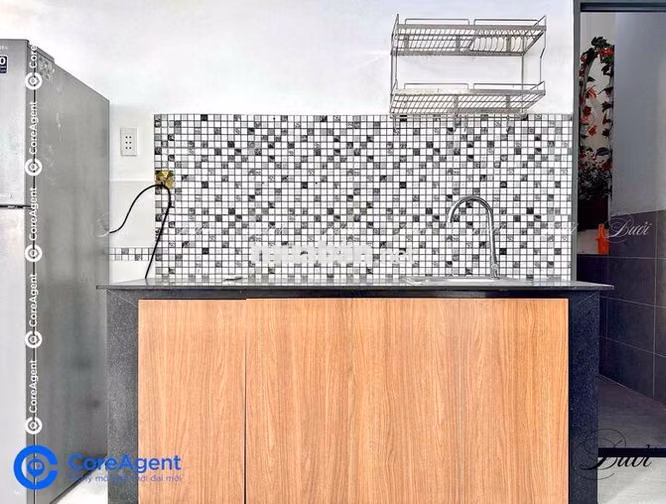 DUPLEX GÁC CAO FULL NỘI THẤT NGAY HÒA BÌNH - TÔ HIỆU - VHU 5P ĐI XE