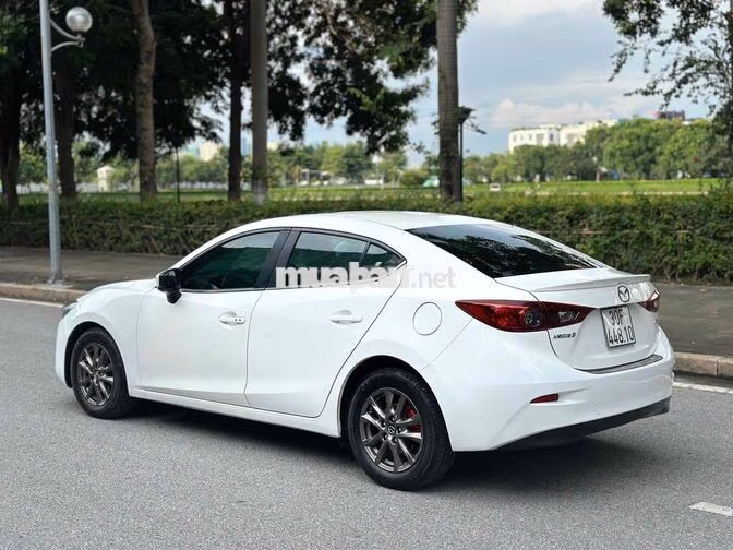 Mazda 3 2018 1.5AT Sedan Trắng 8 vạn Siêu Mới