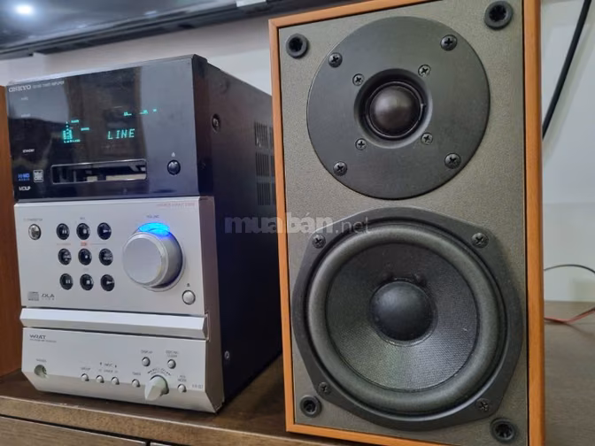 Thanh lý đôi loa Onkyo D-V3 70W/thùng