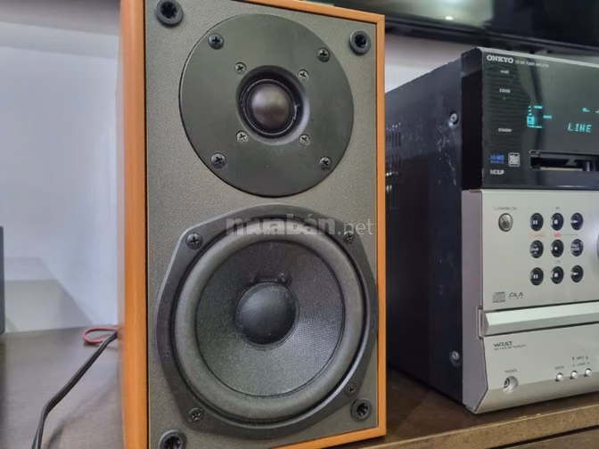 Thanh lý đôi loa Onkyo D-V3 70W/thùng