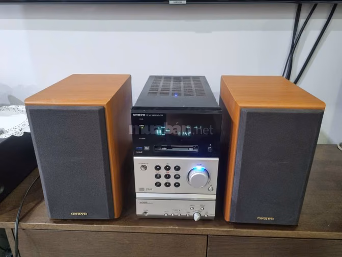 Thanh lý đôi loa Onkyo D-V3 70W/thùng