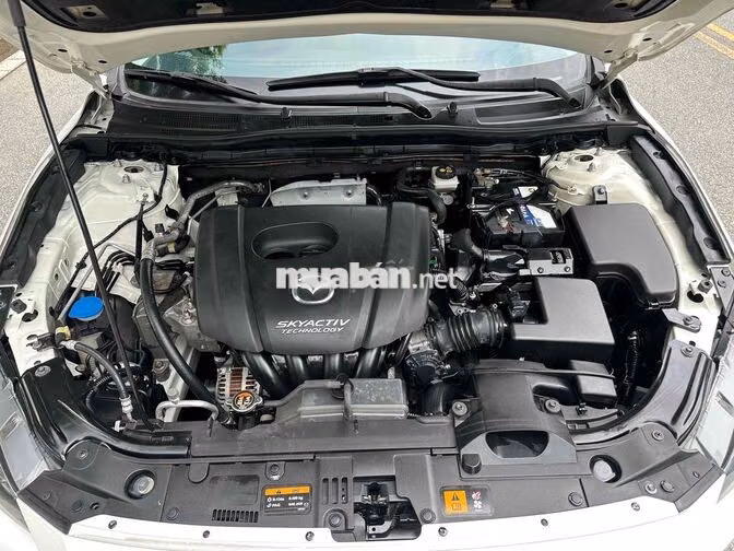 Mazda 3 2018 1.5AT Sedan Trắng 8 vạn Siêu Mới
