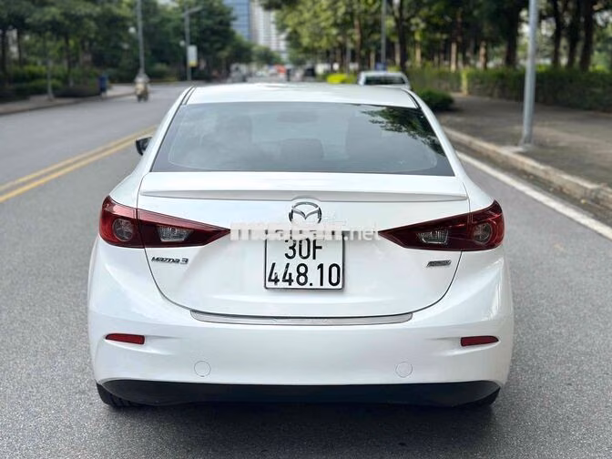 Mazda 3 2018 1.5AT Sedan Trắng 8 vạn Siêu Mới