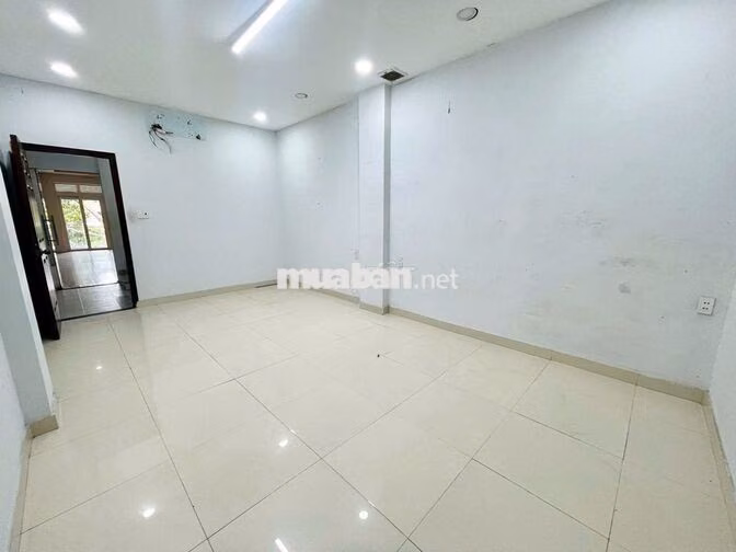 SIÊU PHẨM CÓ HẦM - 226E Huỳnh Văn Bánh, P11, PN - 4x19m, 6 Tầng, 450m2