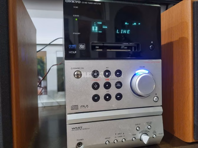 Thanh lý đôi loa Onkyo D-V3 70W/thùng