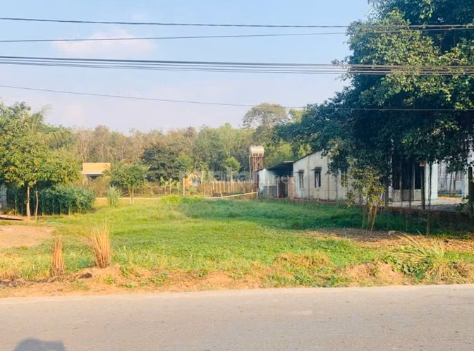 Chủ bán gấp lô đất vườn 1000m2 có 100m thổ, giá 3,7 tỷ, shr 