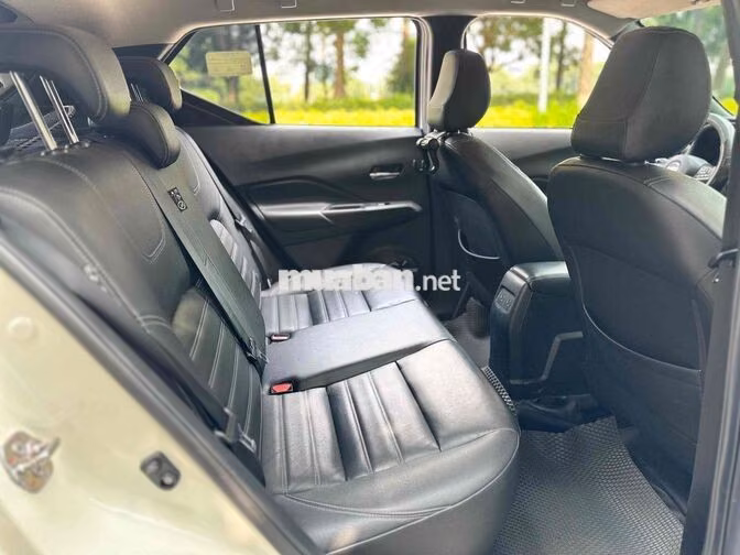 Nissan Kicks V 2022 Trắng Nhập khẩu 40000Km 1 Chủ