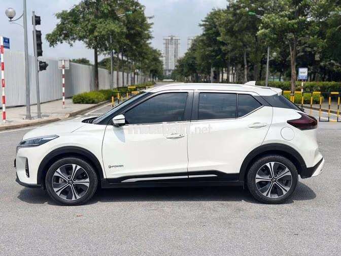 Nissan Kicks V 2022 Trắng Nhập khẩu 40000Km 1 Chủ