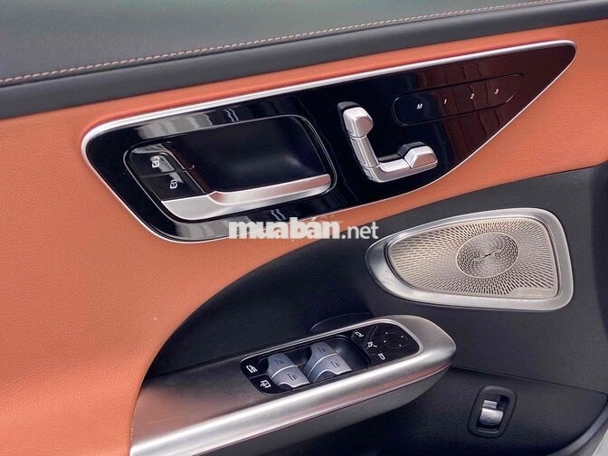 Mercedes C200 Advangrade Plus V1 2022 Trắng/Nâu