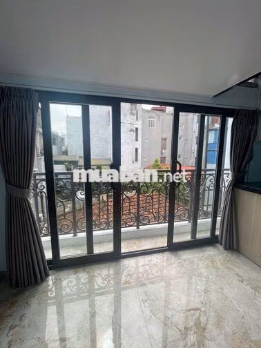 Khai trương CCMN 30m2 Gác Xép Cao, máy giặt riêng tại Đê La Thành