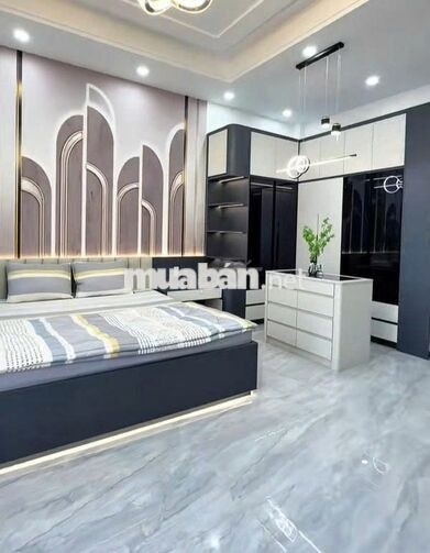 Cắt lỗ 500tr Nhà 1 trệt 1 lầu ngay Trung Tâm Tân Uyên, Sổ Trao Tay