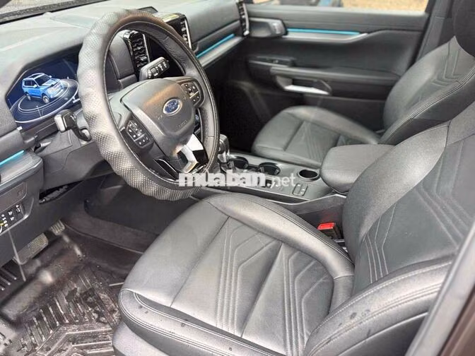 Ford Everest Titanium 4x2 2024 Nâu 22.000 km