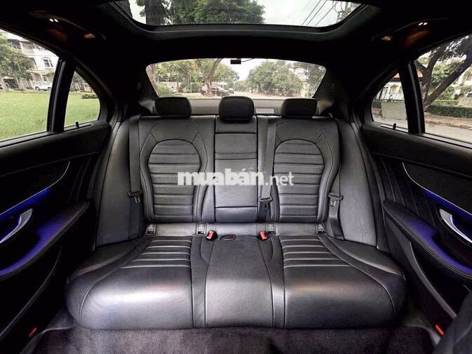 Mercedes C300 AMG 2021 Đen lướt nhẹ siêu đẹp