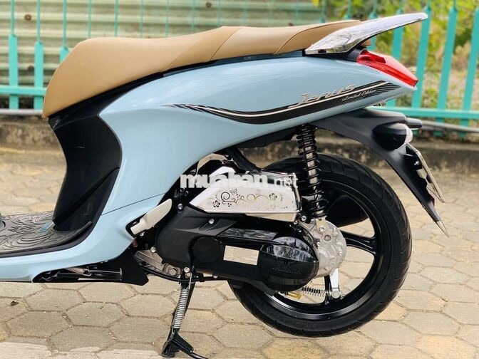 Yamaha Janus Xanh 2023 bao mới