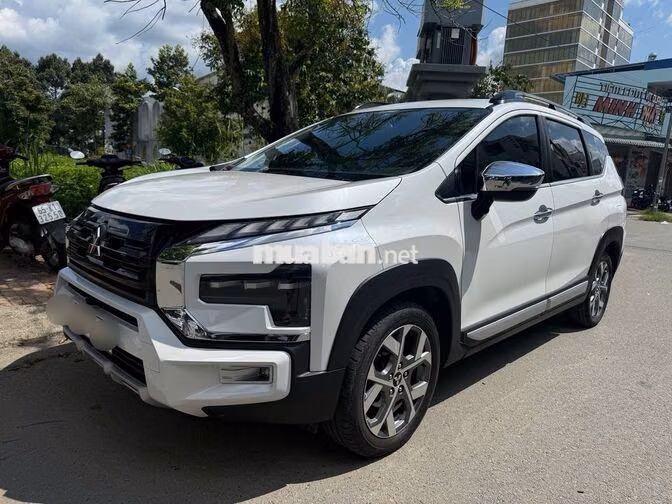 Xpander Cross màu trắng 2024 - 495tr
