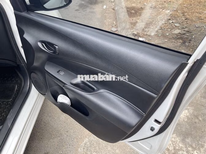 Vios tự động màu trắng 2024 odo 4v5