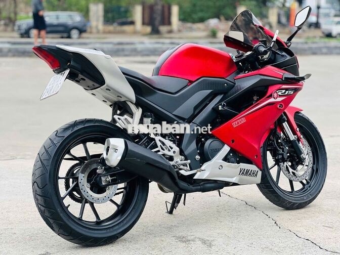 Yamaha R15 Đỏ Xe côn tay