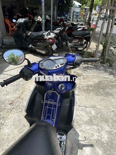 Cần bán xe nouvo 6 2015 fi phun xăng điện tử .