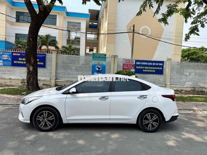 Hyundai Accent 2021 1.4 MT Sx Trắng 8 vạn