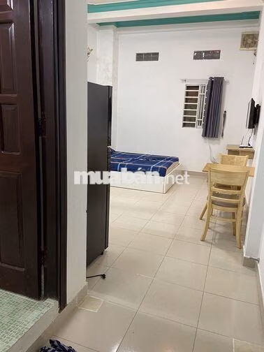 Cho thuê căn hộ đủ tiện nghi tại Đinh Tiên Hoàng Quận 1 giá 7tr/tháng